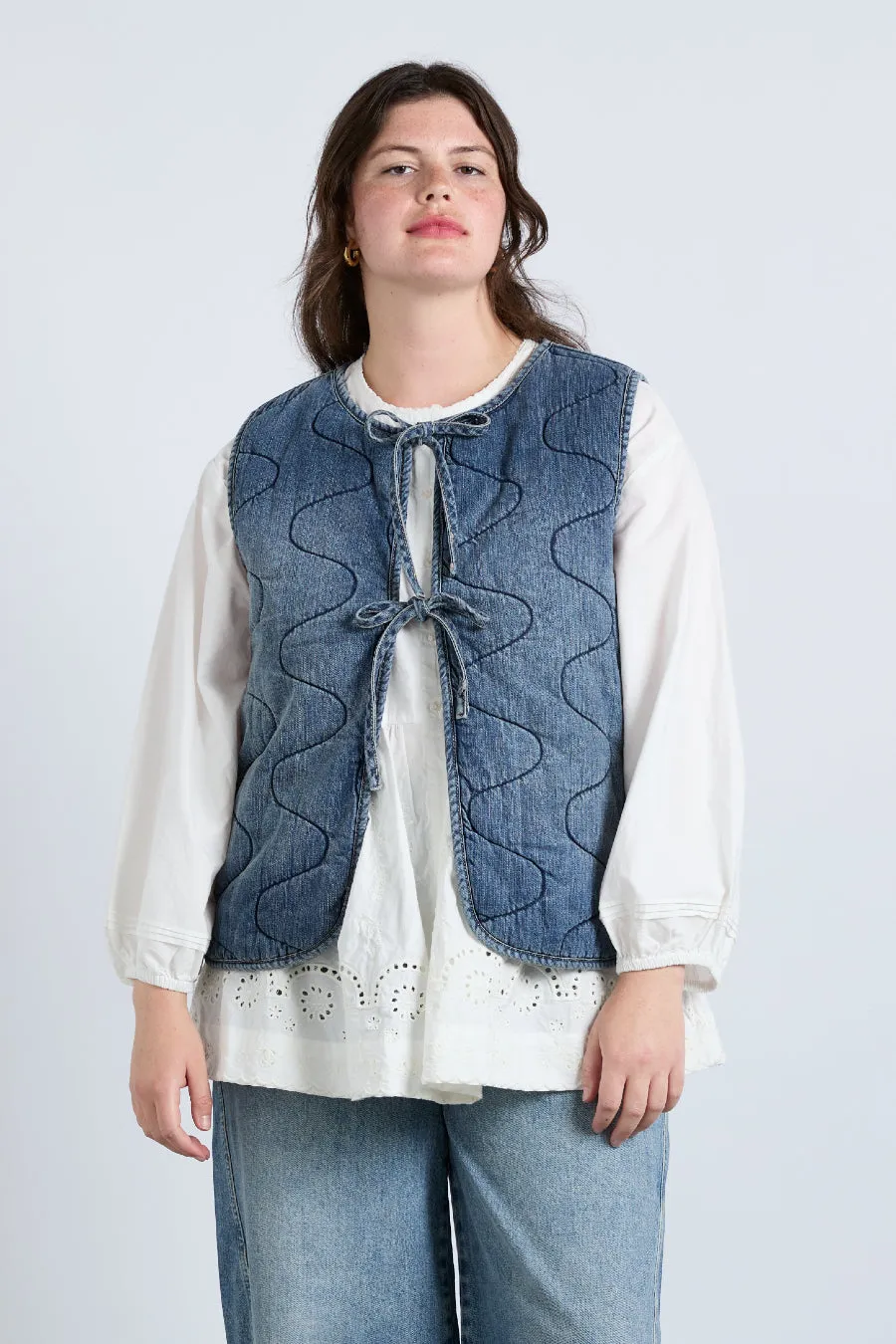 denim tilly gilet- vintage wash