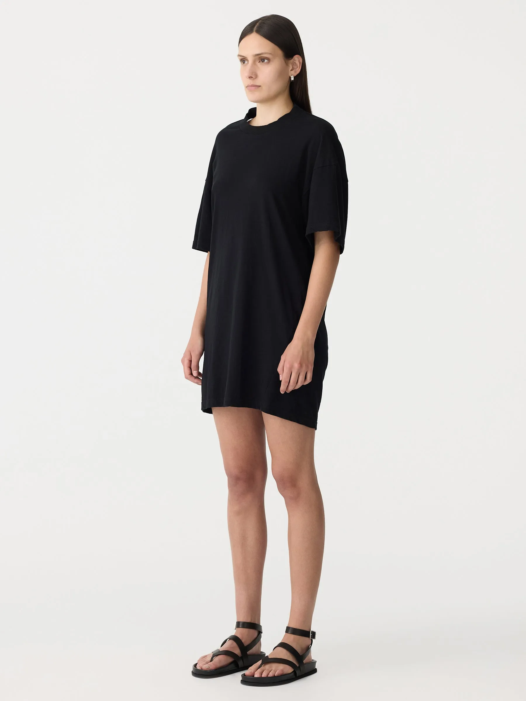 floating neck boxy short sleeve dress