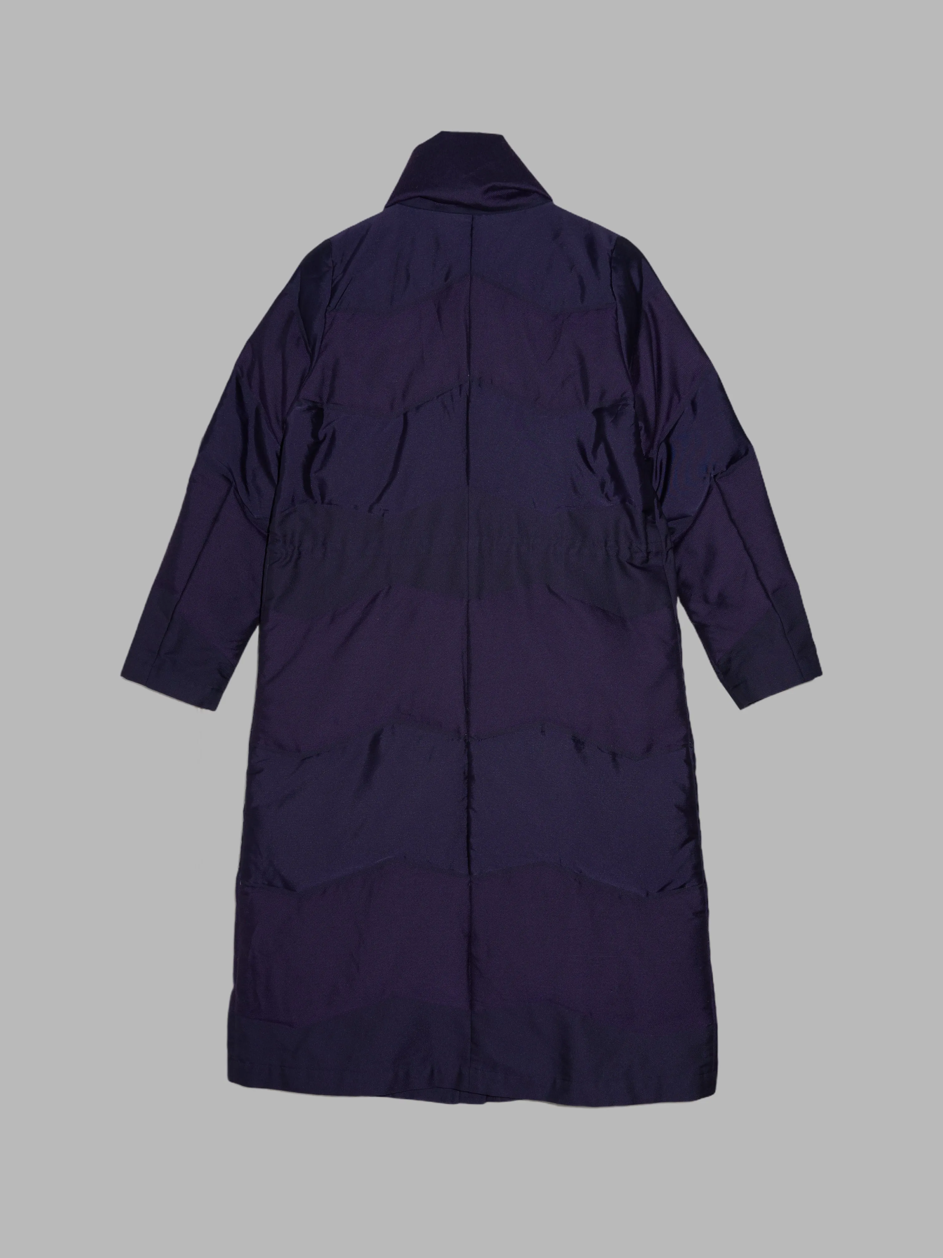 Issey Miyake panelled purple polyester high neck down puffer coat - size 3 L M