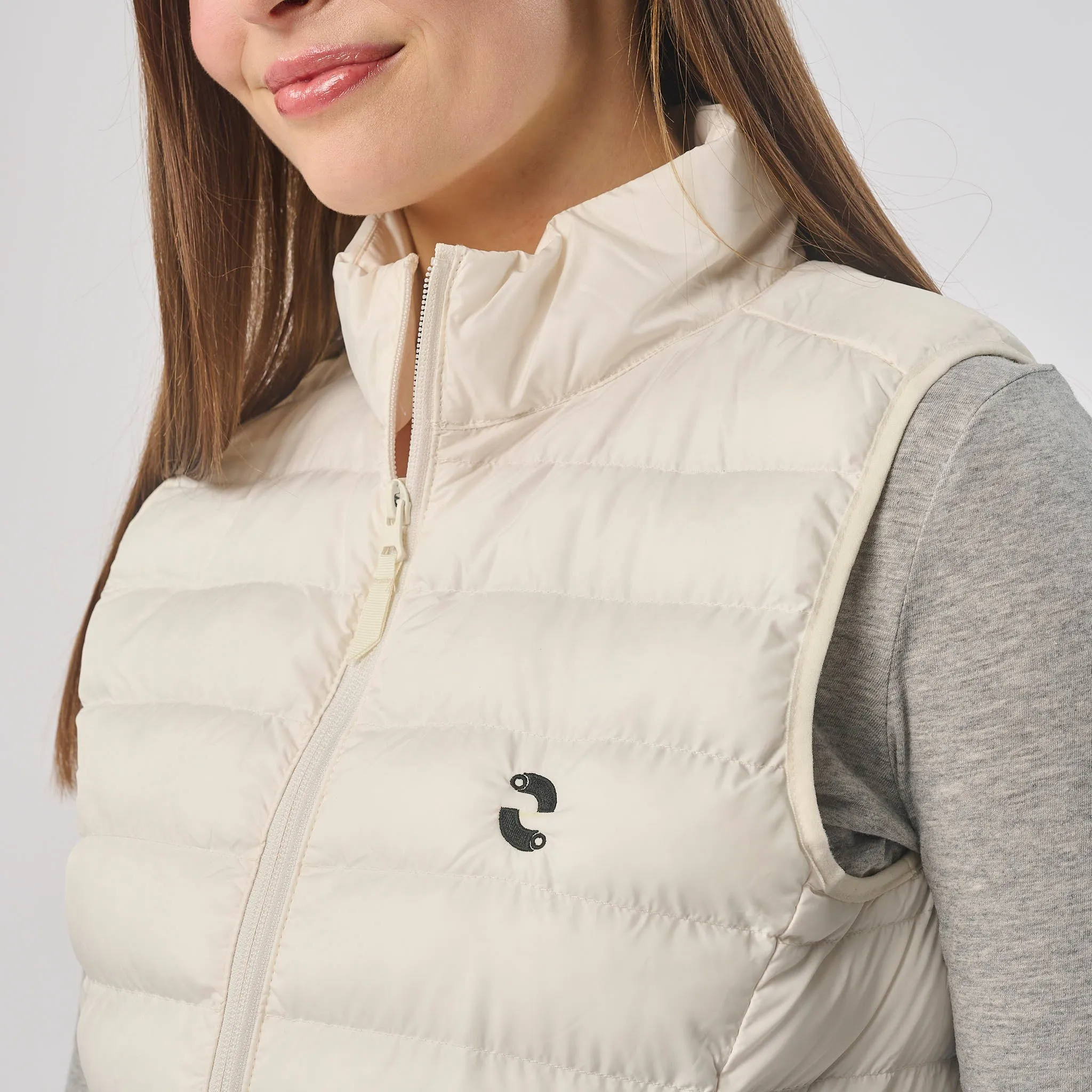 Omnitau Women's Recycled Slim Style Padded Gilet - White