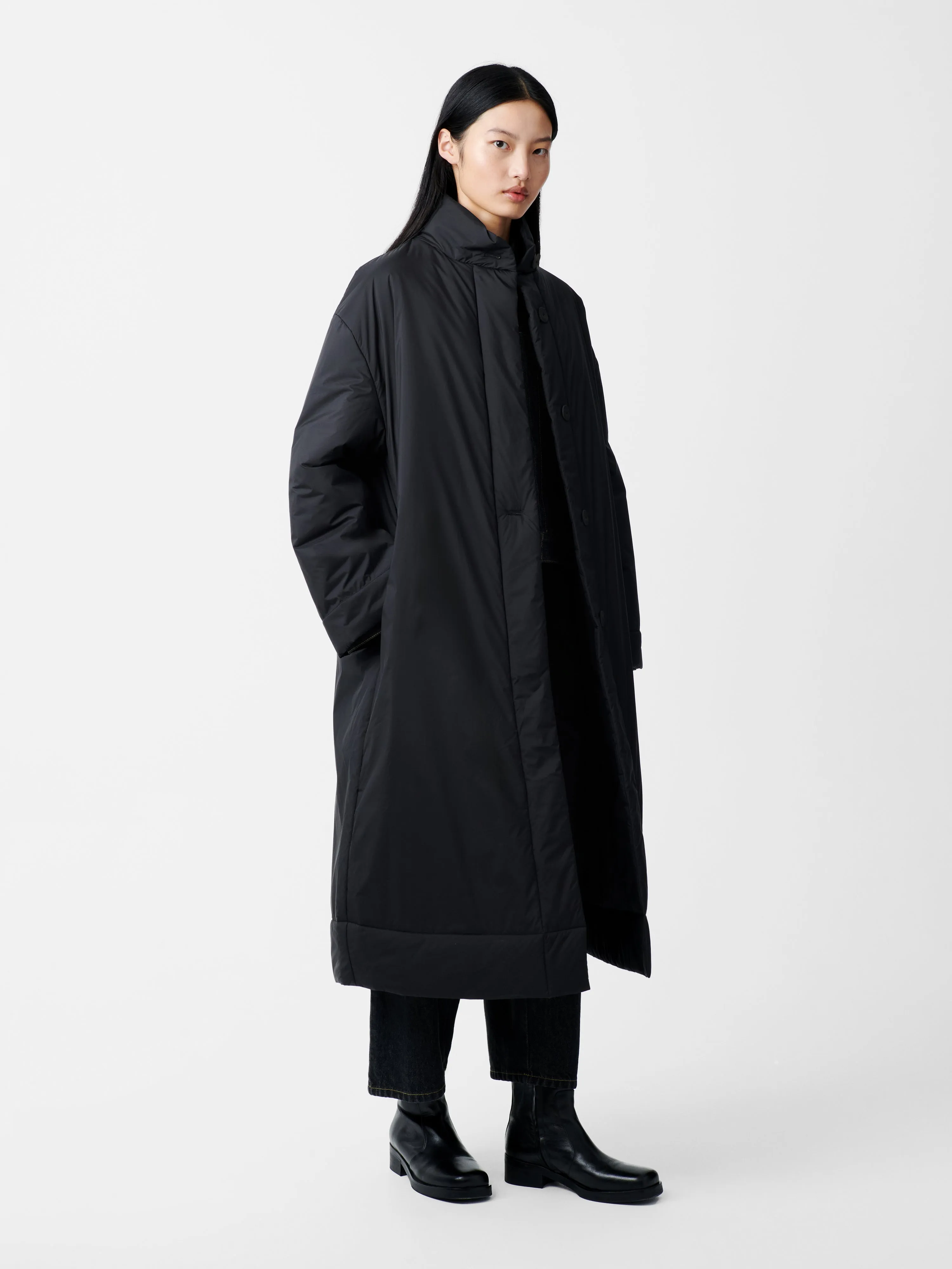 PALLAN DOWN COAT IN BLACK