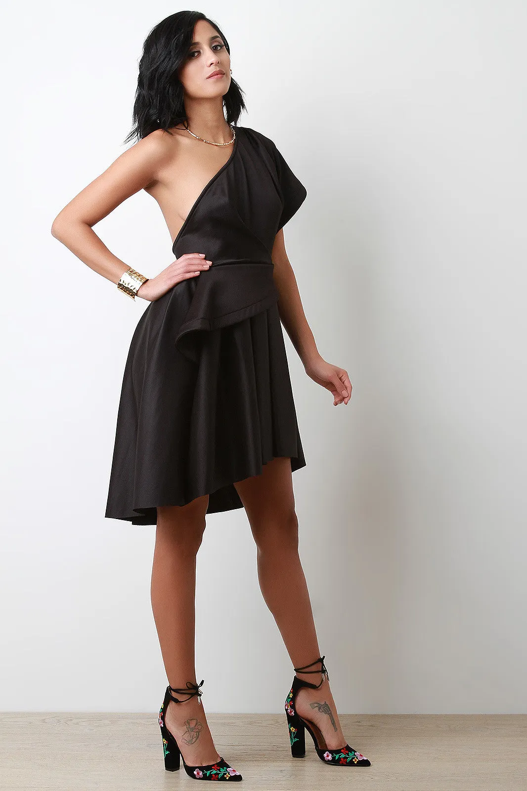 Single Shoulder Pleated Skater Dress