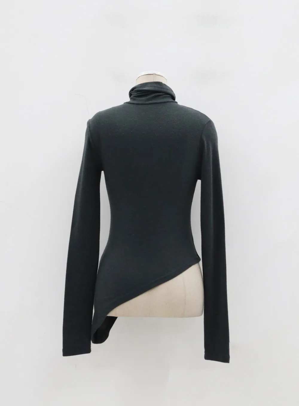 Unbalanced Long Sleeve Turtleneck IJ319