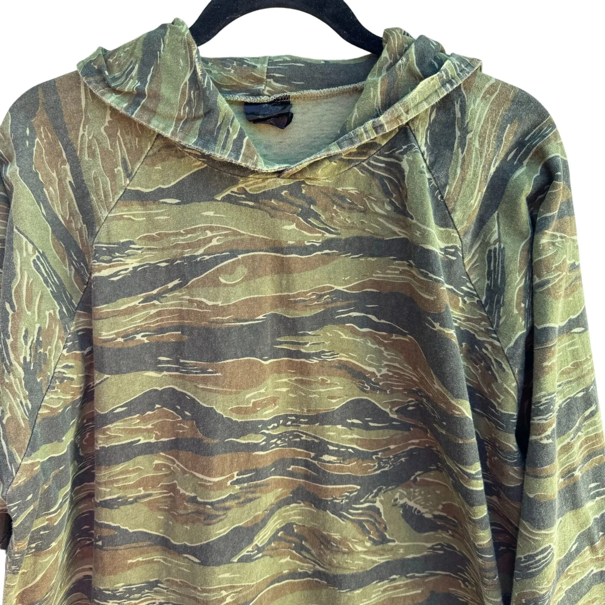 Vintage Camouflage Hooded Green Brown Tiger Stripe Pattern Pullover Sweatshirt